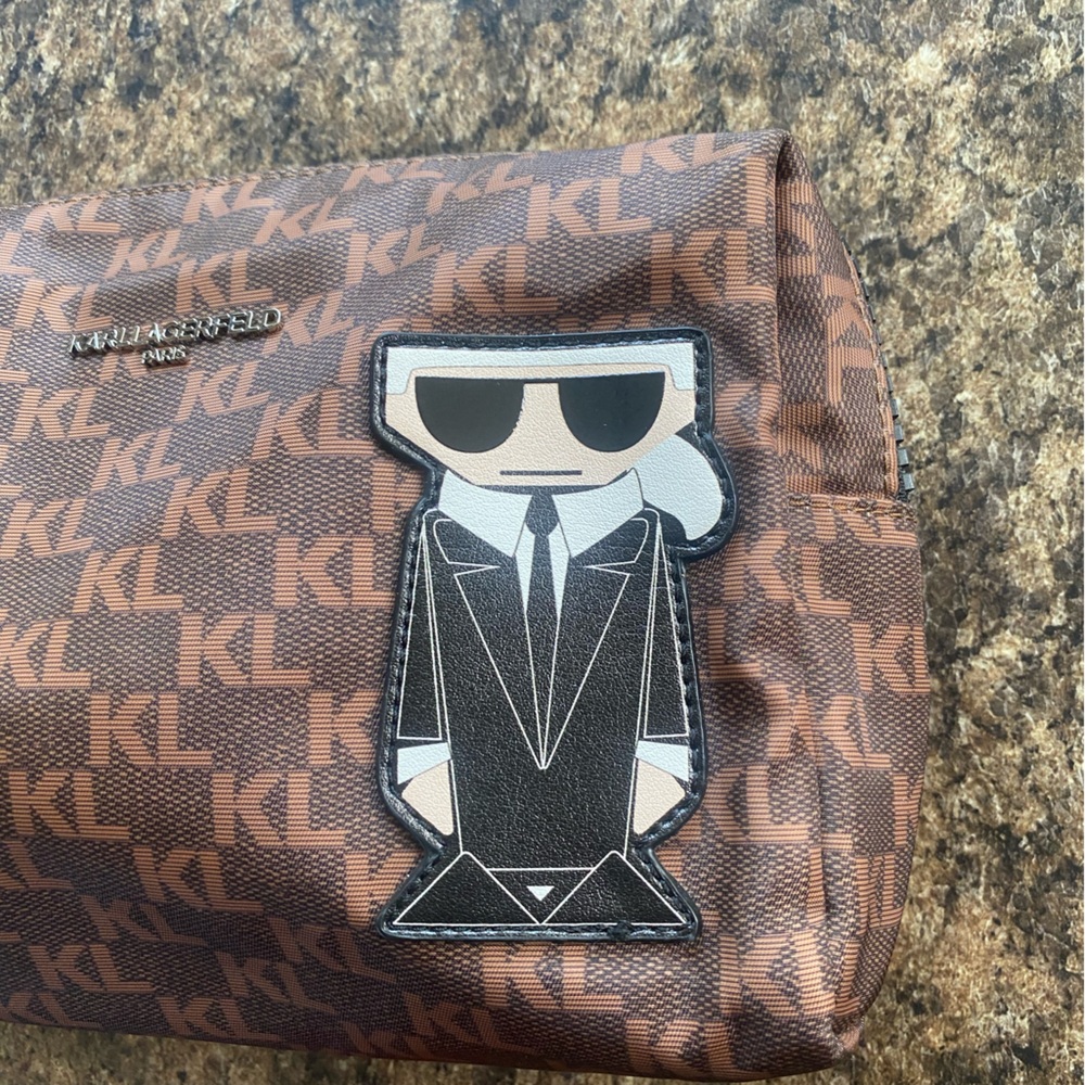 Karl Lagerfeld Top Zip Brown Monogram Cosmetic Bag Nylon Like New - Picture 2 of 6